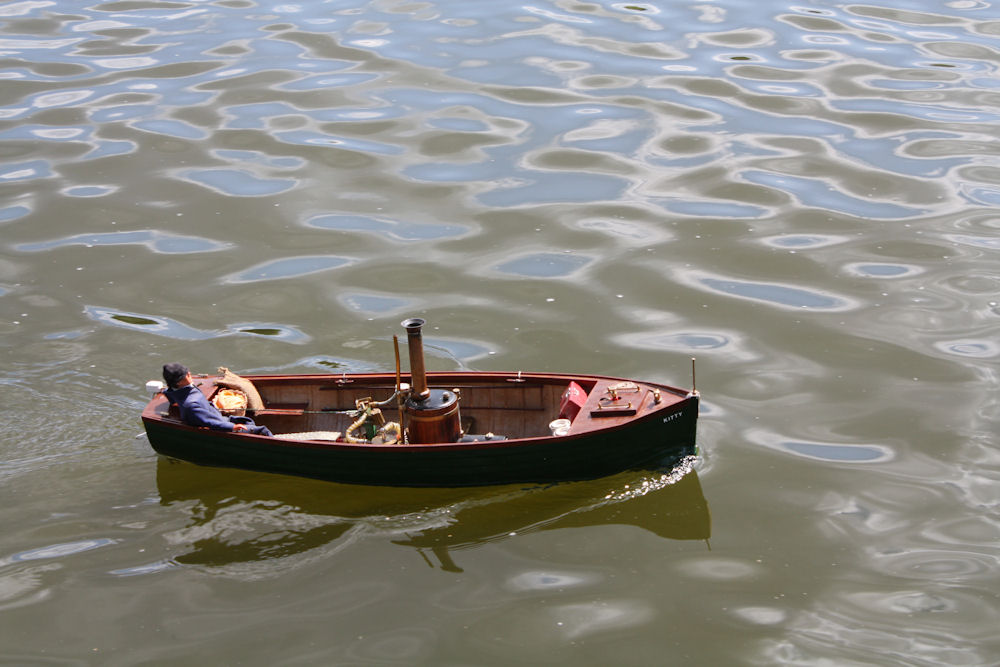 Boat on the Mote 2010